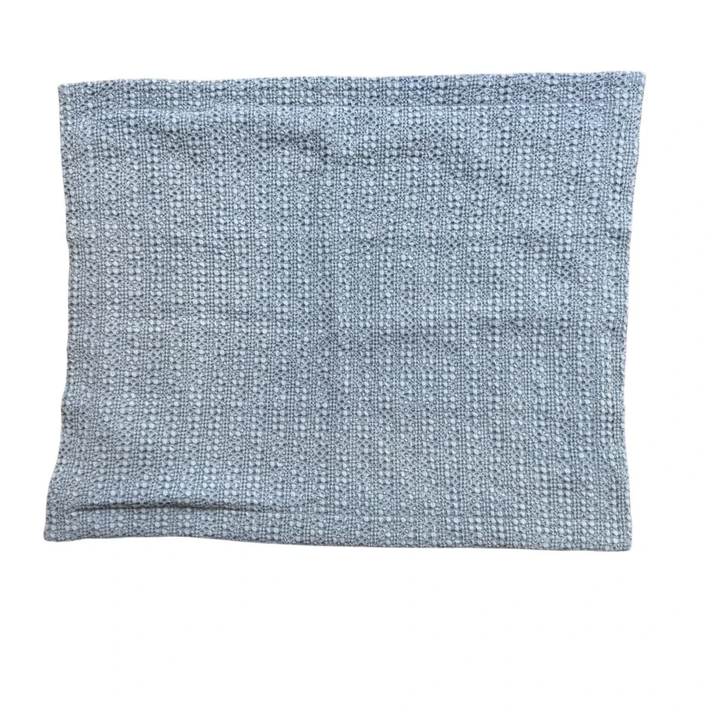 Pottery Barn Honeycomb Cotton (1) Standard Sham~Light Chambray Blue